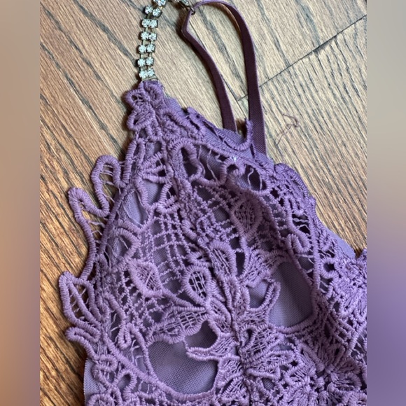 New with Tags Yaya & Co  
Top Lace Bodysuit. Purple 
New with Tags 
Size: US M - Picture 2 of 4